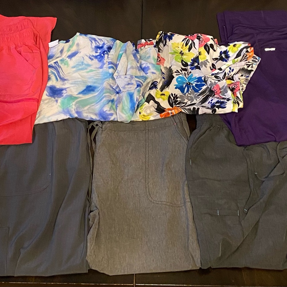 Women’s Scrubs Size 2XL #420